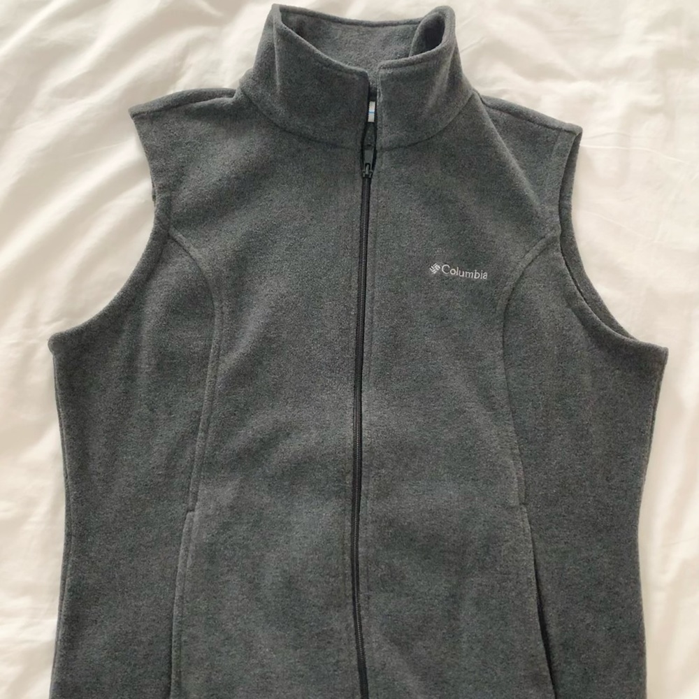 COLUMBIA WOMENS GRAY VEST SIZE LARGE - Picture 7 of 9